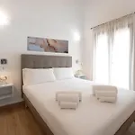 Ahr Lägenhetshotell 3*