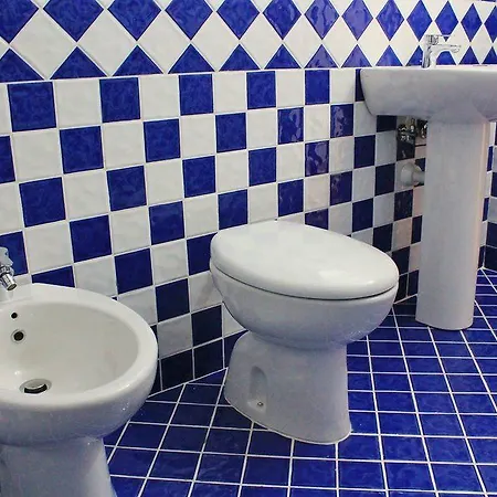 Blue Corner Porto Pollo 3* Palau